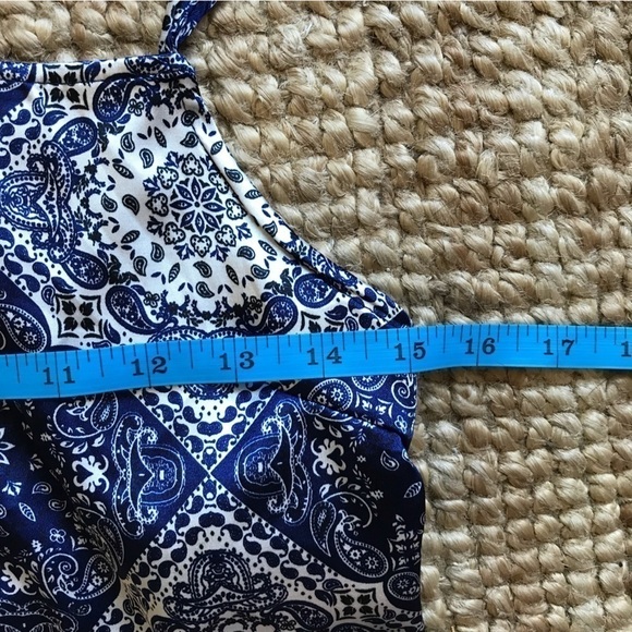 BIRCH and Stone satin slip tie back dress. Size large. - Picture 5 of 9